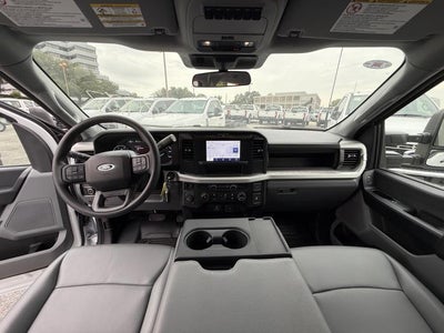 2025 Ford F-550 XL