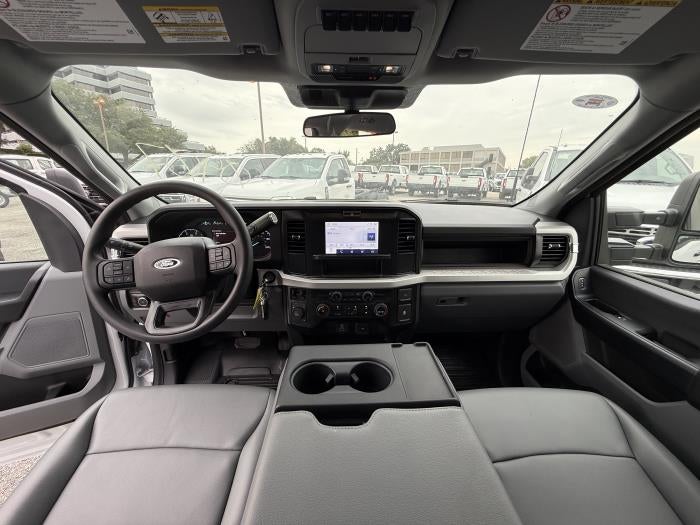 2025 Ford F-550 XL