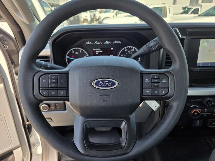 2025 Ford F-550 XL