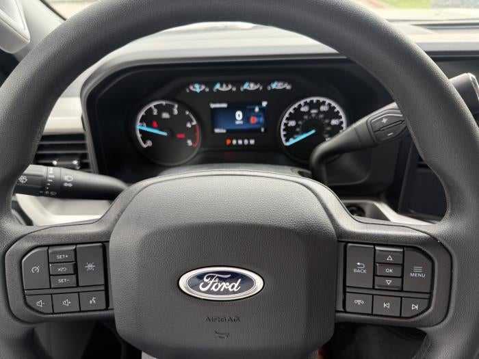 2025 Ford F-550 XL