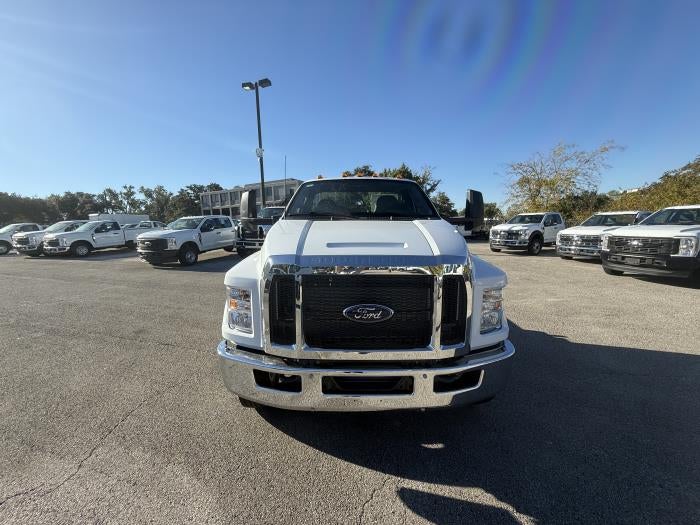 2026 Ford F-650 Standard
