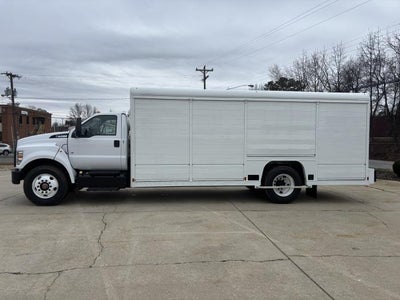 2026 Ford F-750 Standard