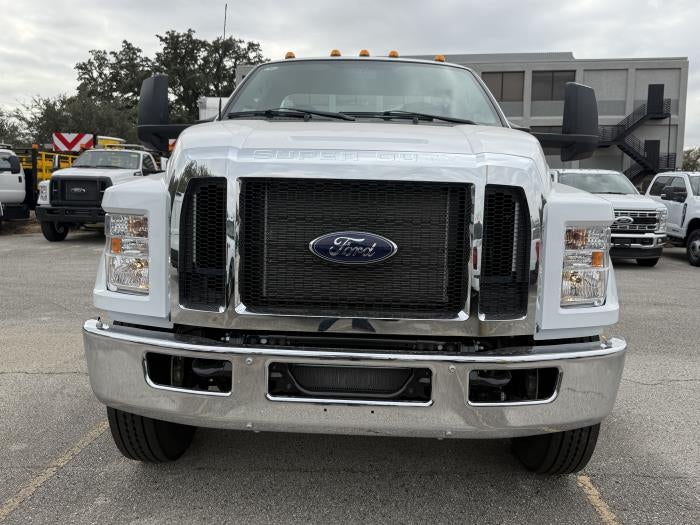 2026 Ford F-750 Standard