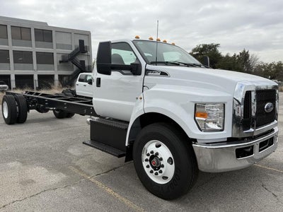 2027 Ford F-750 Preferred