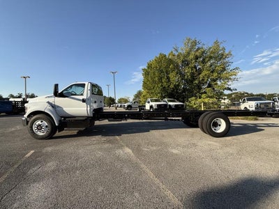 2026 Ford F-750 Standard