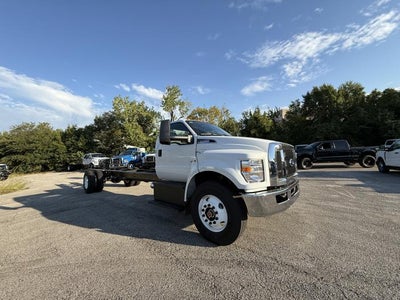2026 Ford F-750 Standard