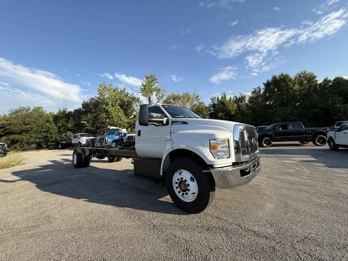 2026 Ford F-750 Standard