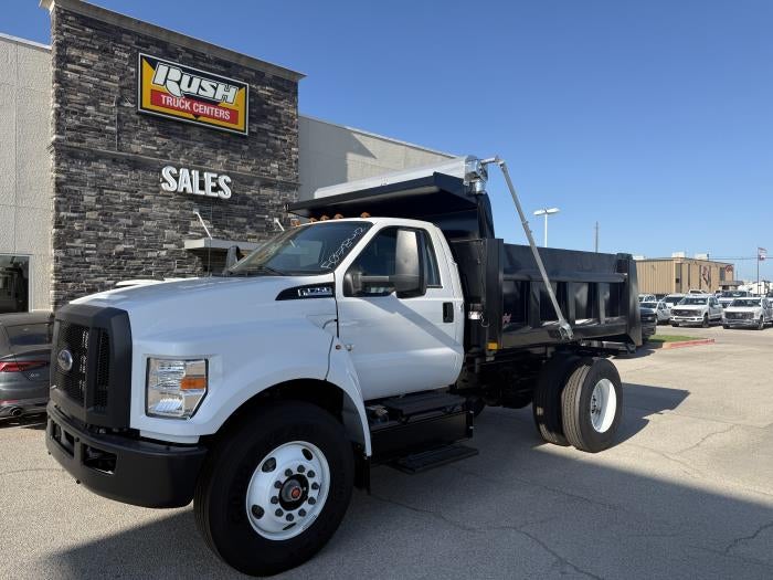 2026 Ford F-750 Standard