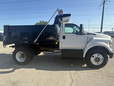 2026 Ford F-750 Standard