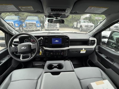 2025 Ford F-550 XL
