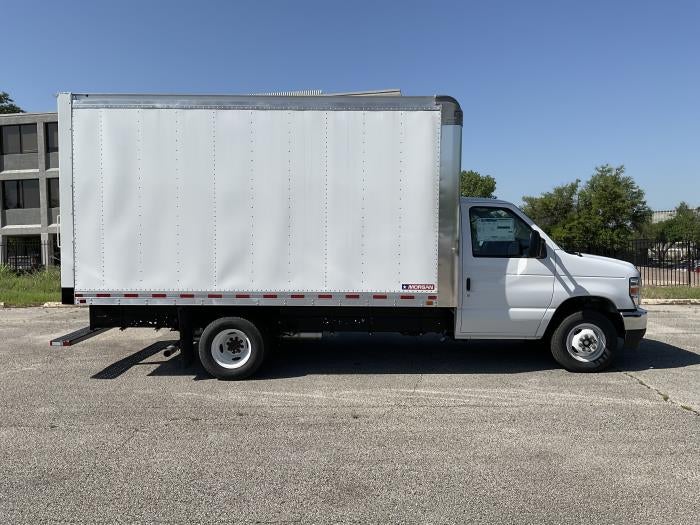 2026 Ford E-350 Standard