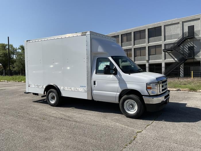 2025 Ford E-350 Standard