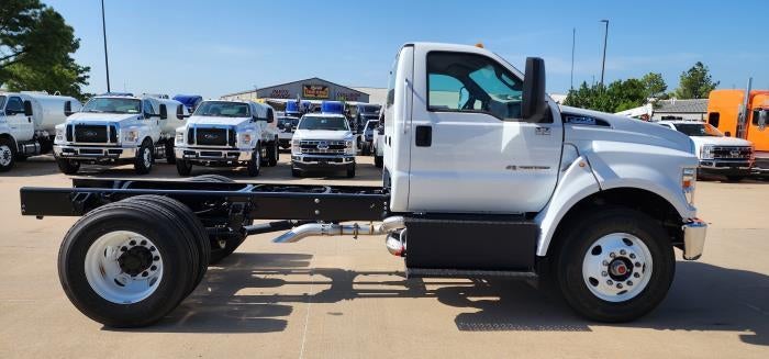 2024 Ford F-750 Standard