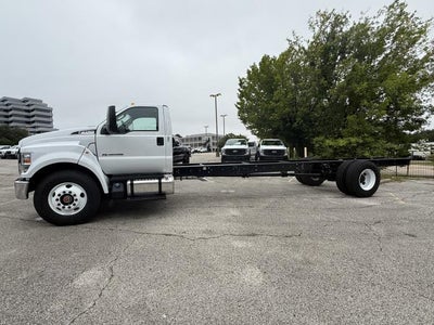 2027 Ford F-750 Preferred