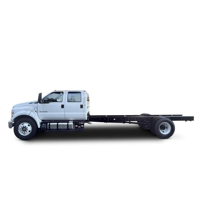 2026 Ford F-750 Standard