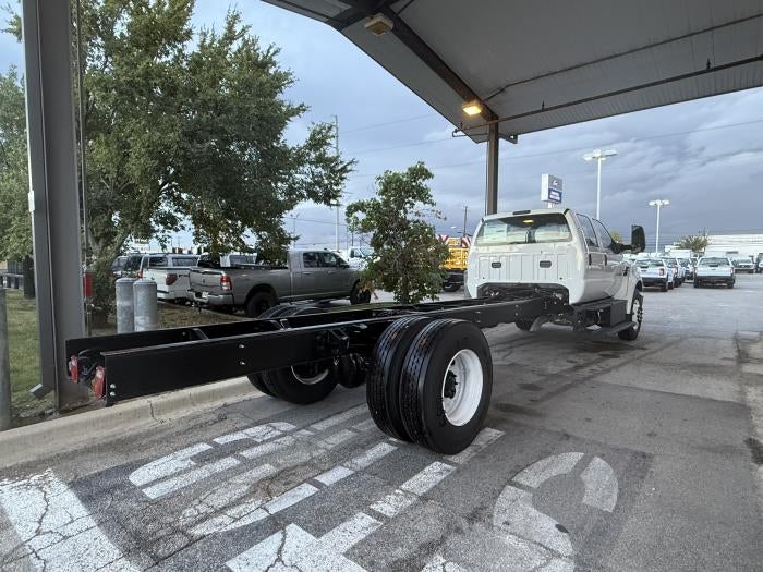 2026 Ford F-750 Standard