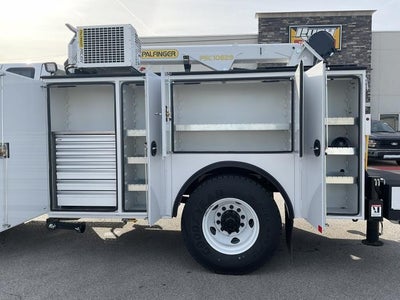2027 Ford F-750 Preferred
