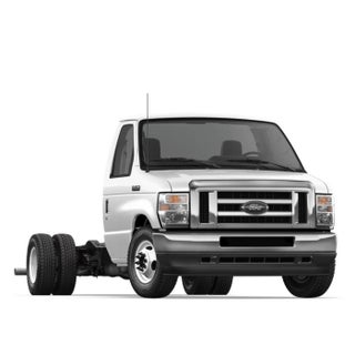 2027 Ford E-450 Standard