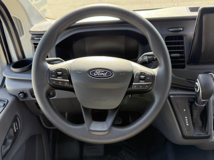 2025 Ford Transit-250 XL