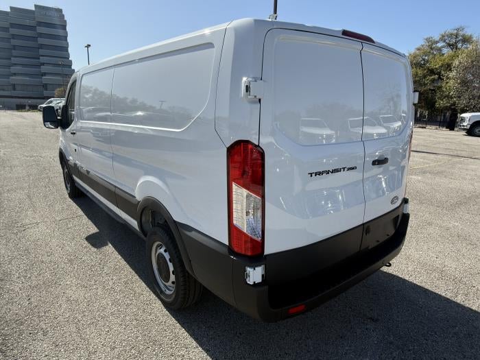2025 Ford Transit-250 XL