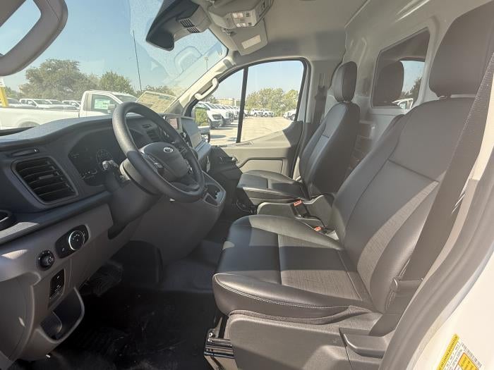 2025 Ford Transit-150 XL
